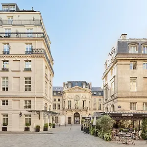 Grand Du Palais Royal París